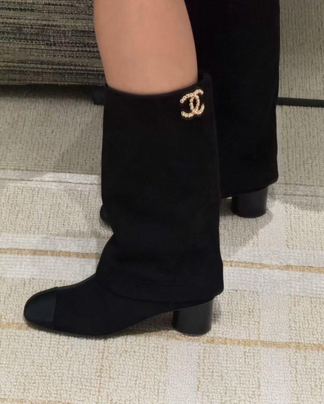 샤넬 스웨이드 부츠